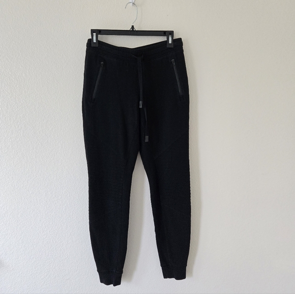 Alo Yoga Womens Urban Moto Sweatpant Joggers Small Black Slim Fit Casua Travel - Picture 6 of 15